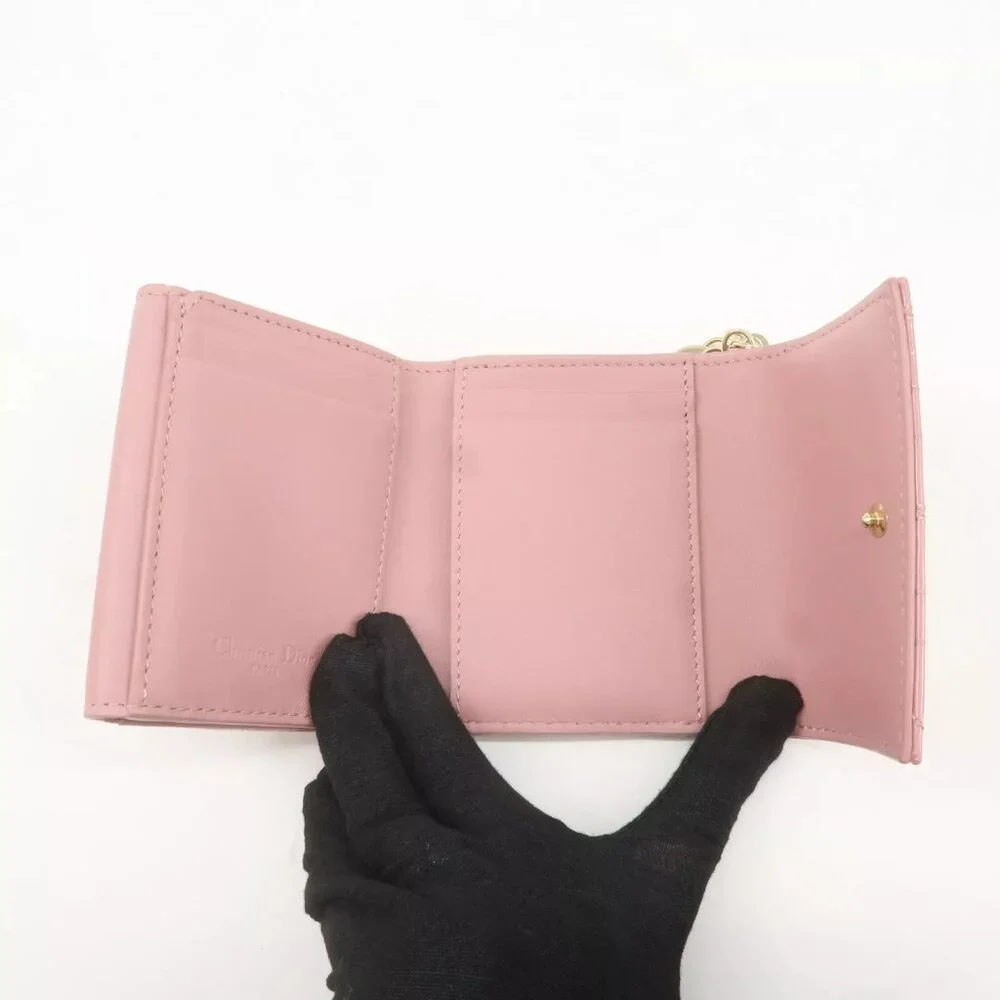 ❤️Authentic Christian Dior Lady Dior Cannage Lotus Wallet❤️